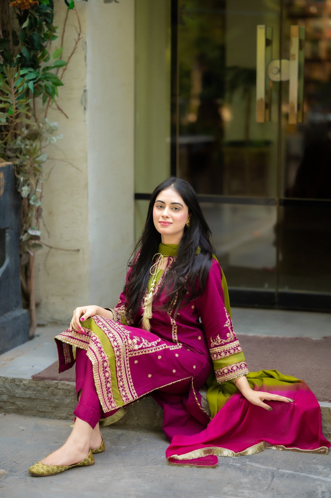 WINTER-3PC DHANAK EMBROIDERED SHIRT WITH COUTRAI PRINTED SHAWL &amp; DHANAK TOUSER-4223