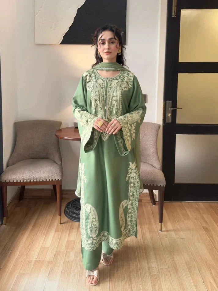 ROYAL EMBROIDERED LAWN 3PC COLLECTION